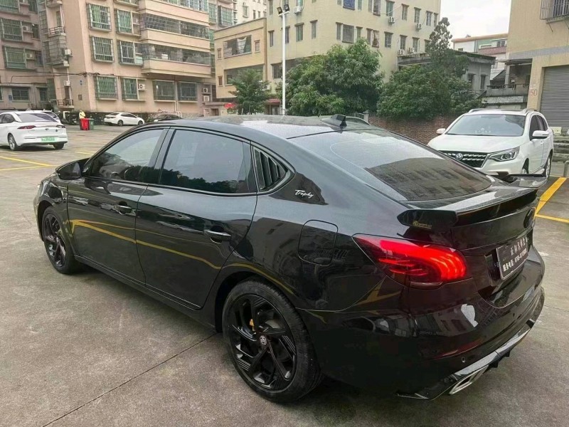 深圳22年名爵64