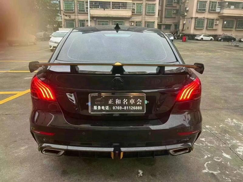 深圳22年名爵68