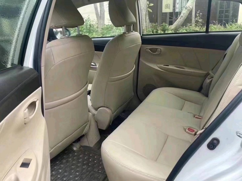 珠海14年丰田YARiS L 致炫7