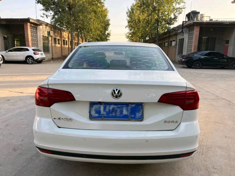 保定17年大众宝来9