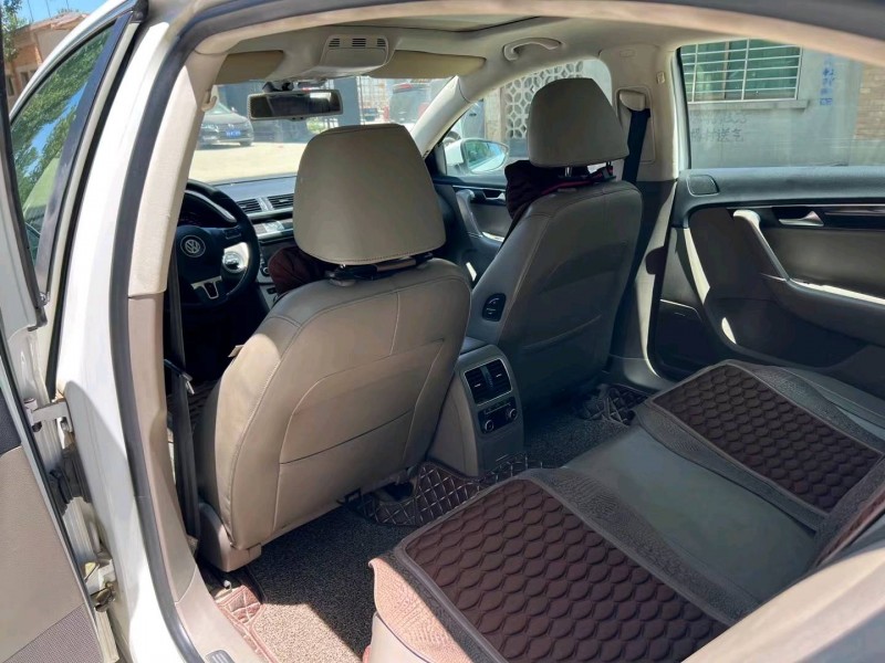 保定12年大众迈腾5