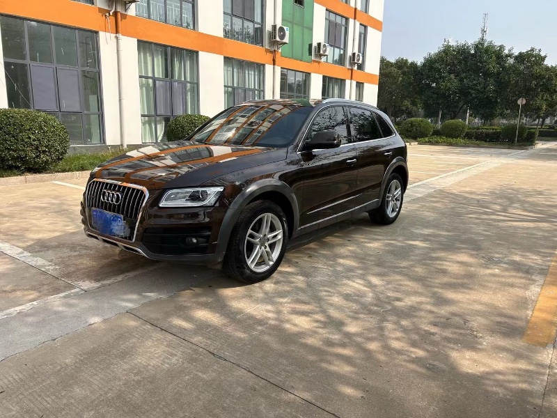 济宁18年奥迪Q55