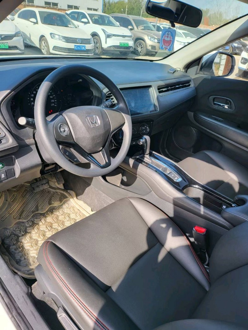 保定18年本田缤智4