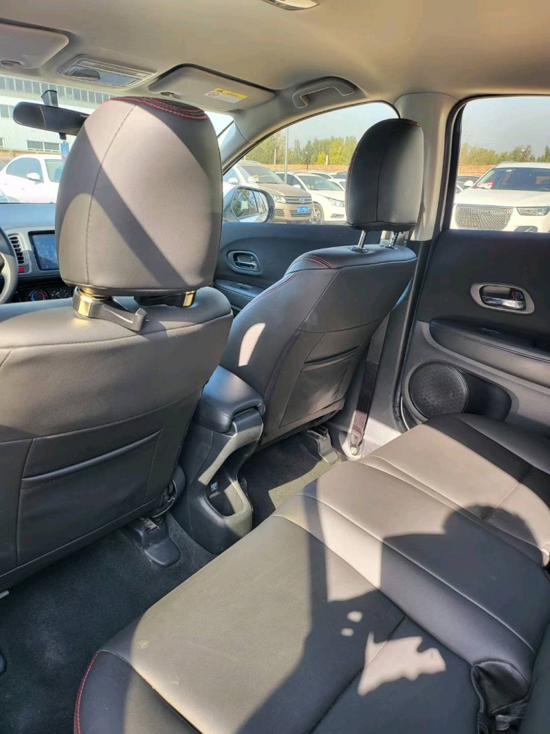 保定18年本田缤智6