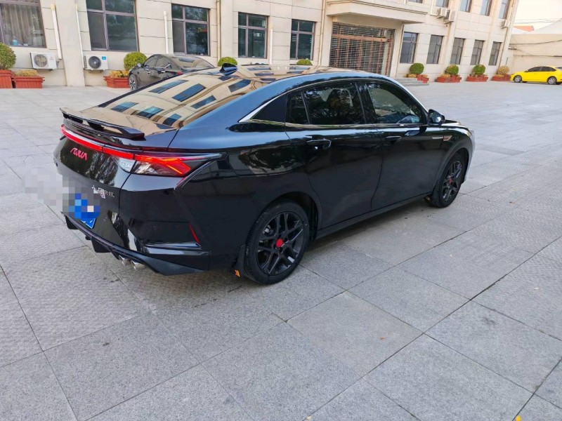 保定22年东风奕炫6