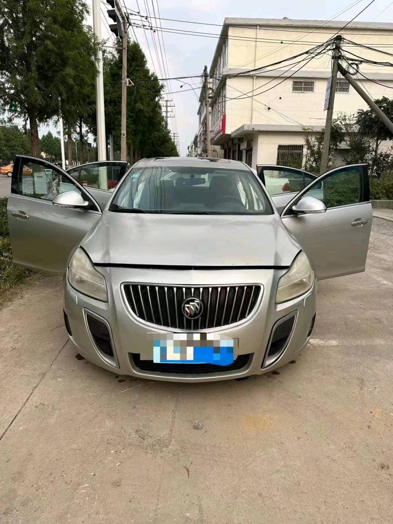 临沂09年别克君威1