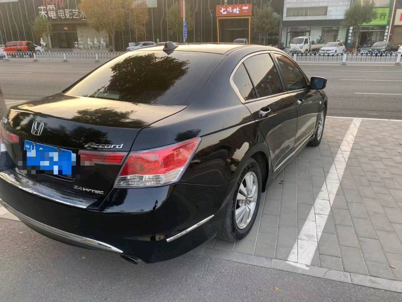 保定10年本田雅阁7