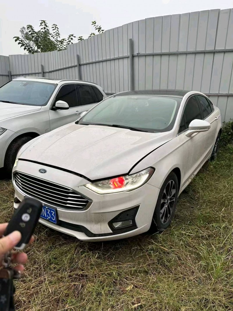 重庆19年福特蒙迪欧2