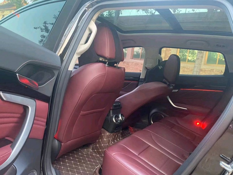 保定18年长城汽车WEY VV75