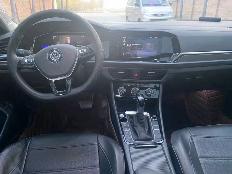 保定21年大众速腾7