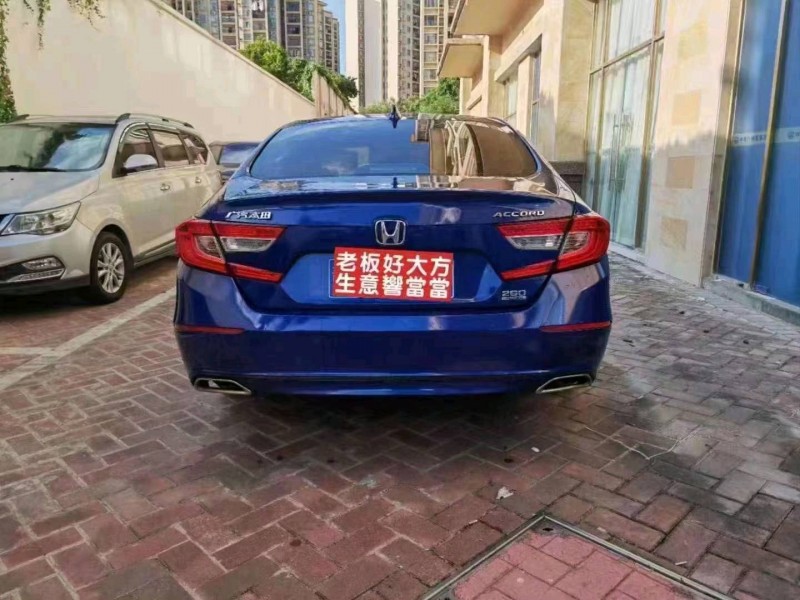 汕头18年本田雅阁5