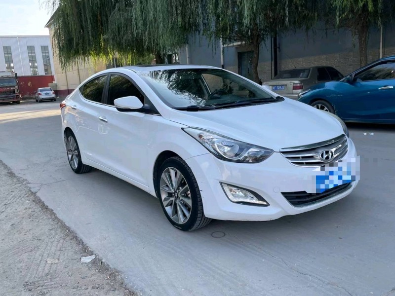 保定15年现代朗动2