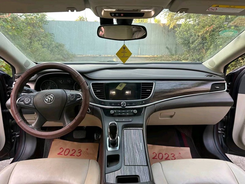 徐州17年别克君越7