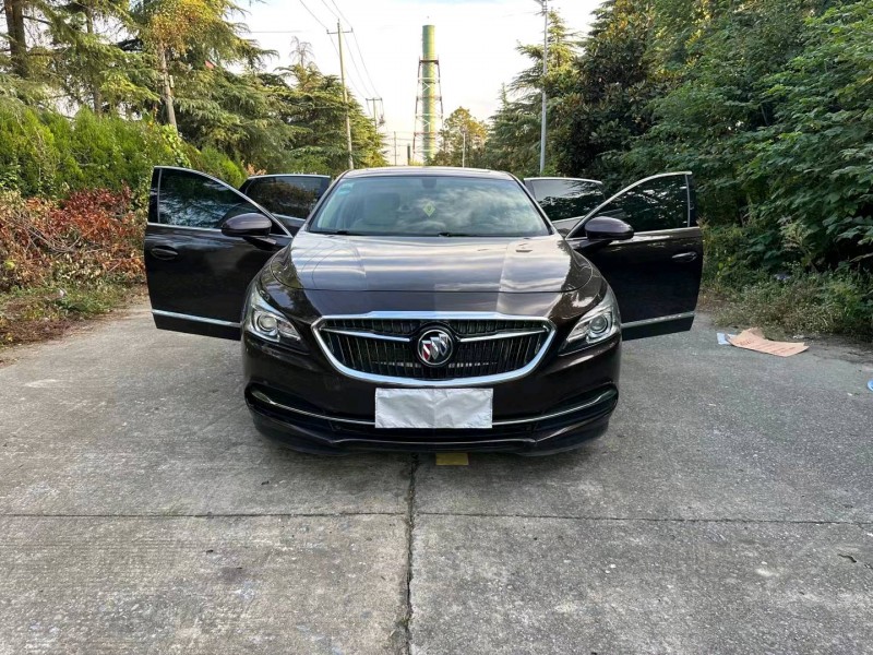 徐州17年别克君越8