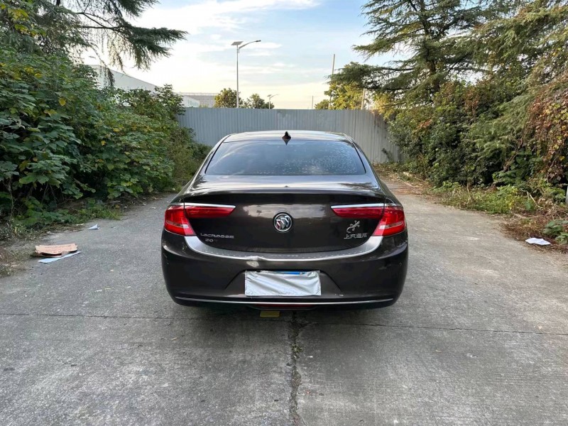 徐州17年别克君越9