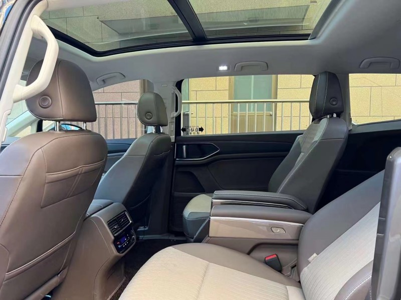 济宁23年大众威然5