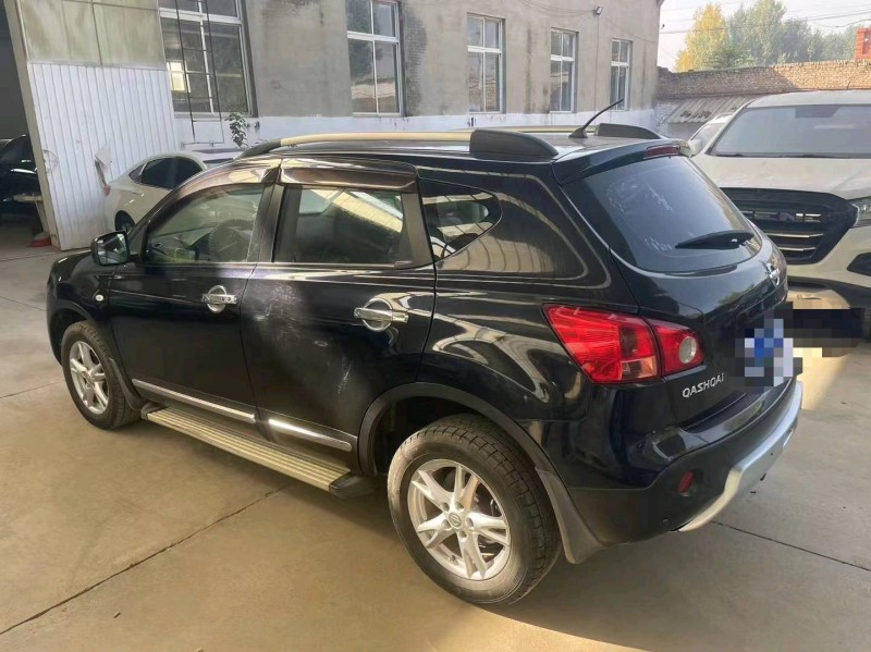 保定12年日产逍客8