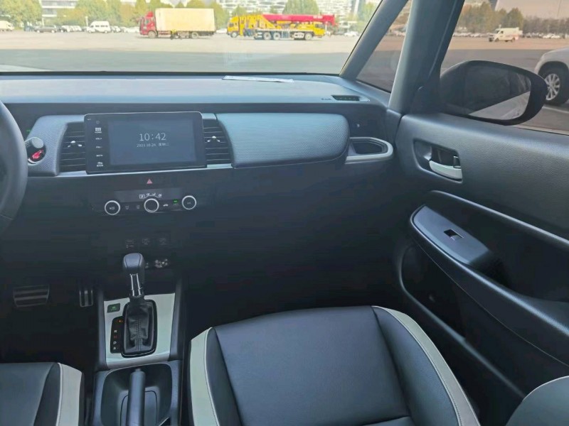 邢台23年本田飞度7