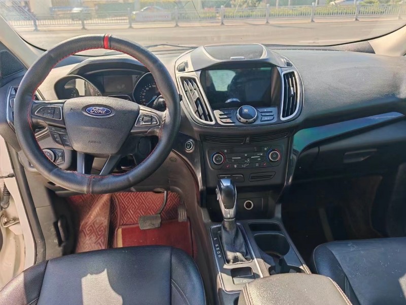 济宁18年福特翼虎7