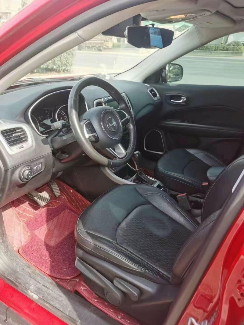 济宁17年Jeep指南者5