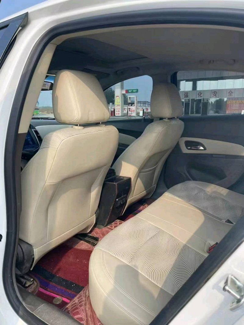 邯郸17年雪佛兰科鲁兹8