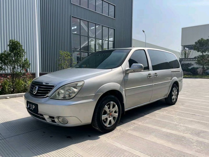 宿迁10年别克GL82