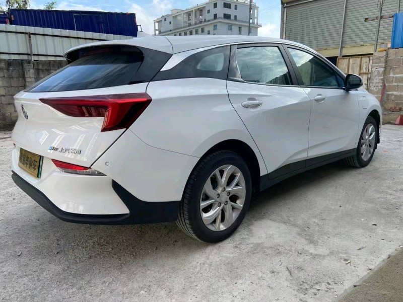 珠海23年别克微蓝5