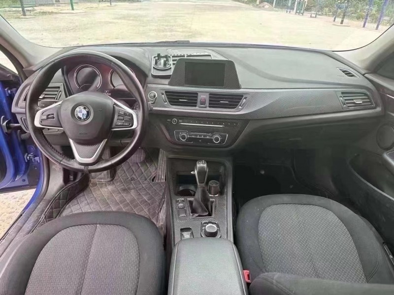 济宁18年宝马1系7