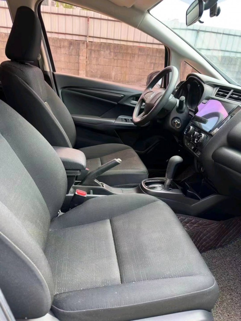 珠海19年本田飞度7