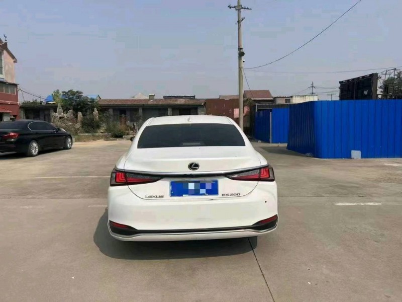 东营20年雷克萨斯ES7