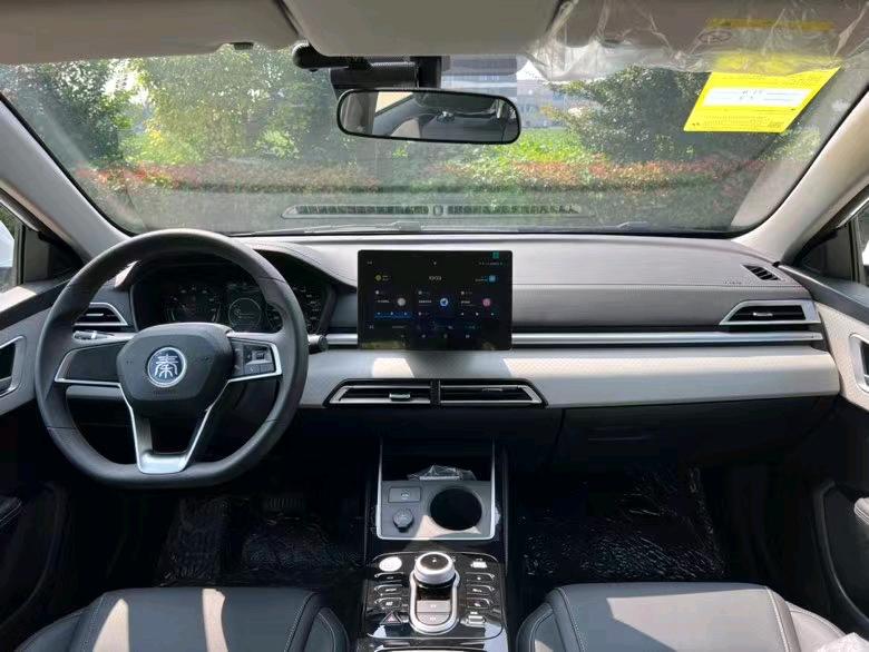 盐城23年比亚迪秦8