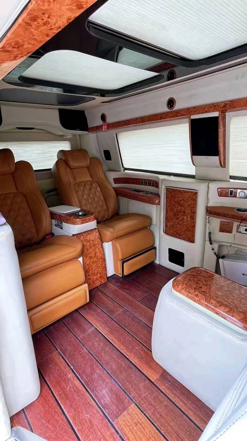 廊坊15年奔驰威霆4