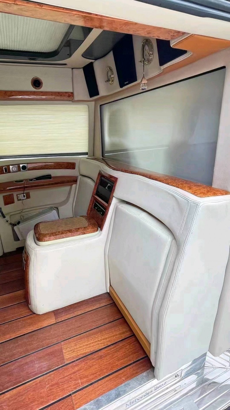 廊坊15年奔驰威霆6