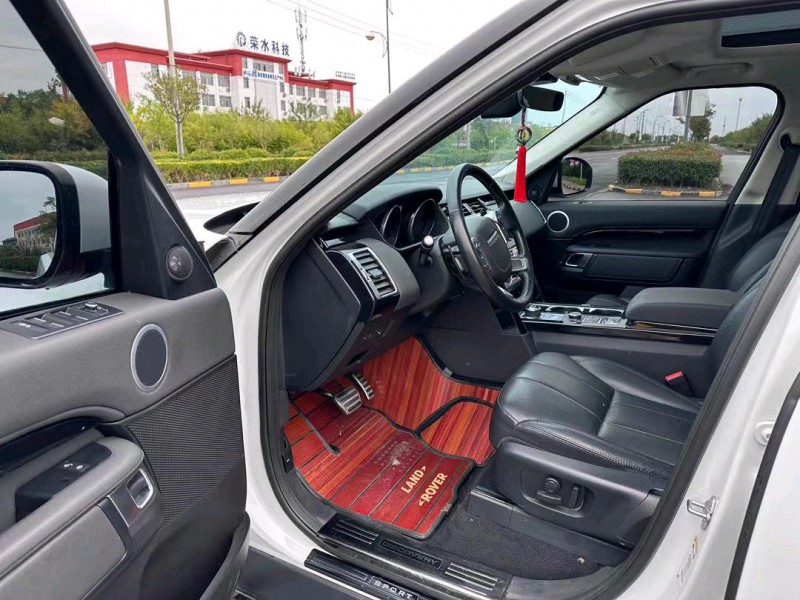 盐城18年路虎发现7