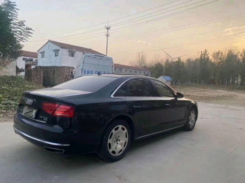 东营13年奥迪A8L5