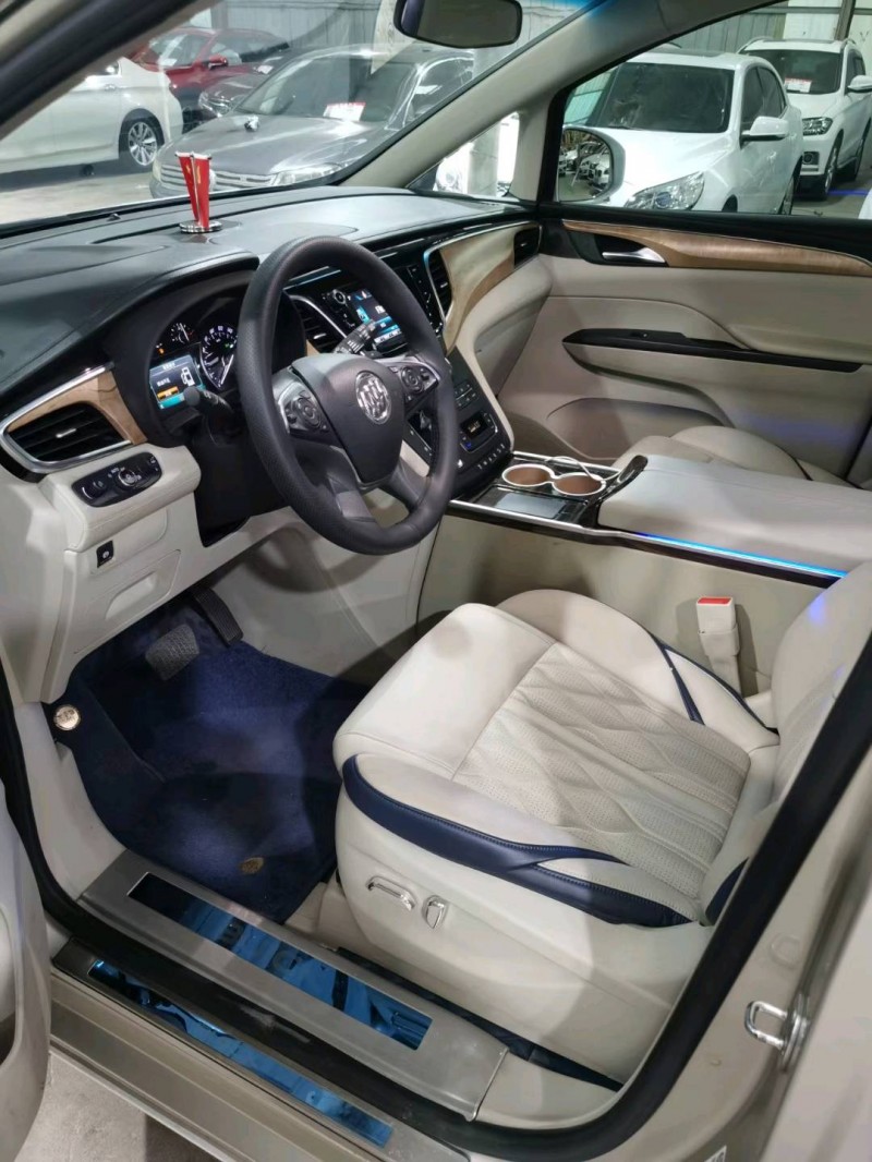 临沂18年别克GL84