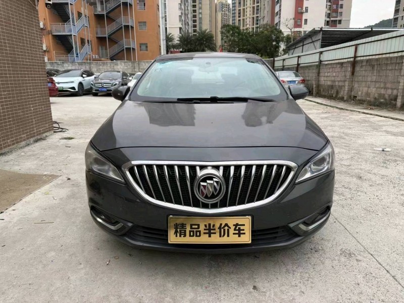 珠海17年别克威朗1