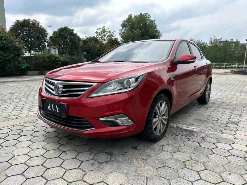 重庆17年长安汽车逸动3