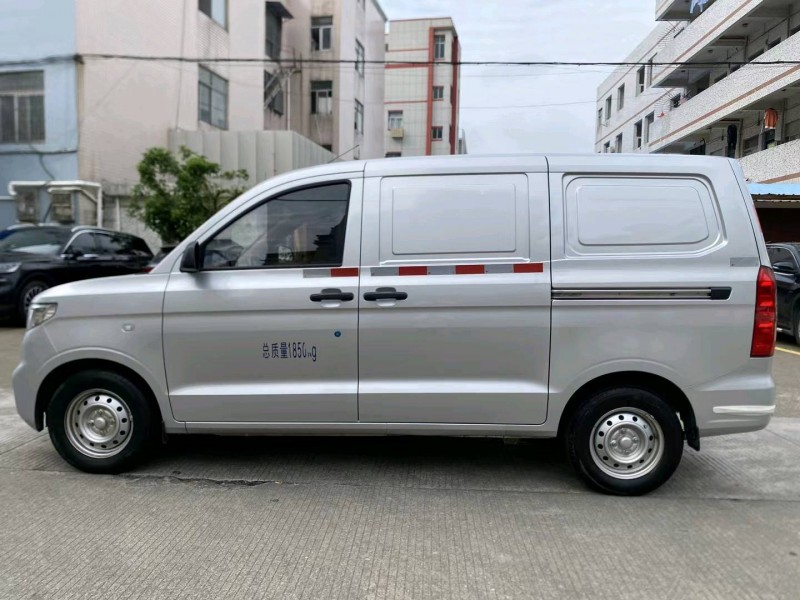 中山22年五菱汽車宏光3