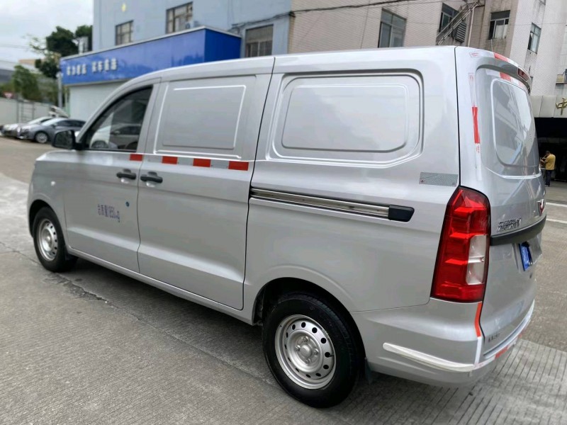 中山22年五菱汽車宏光4