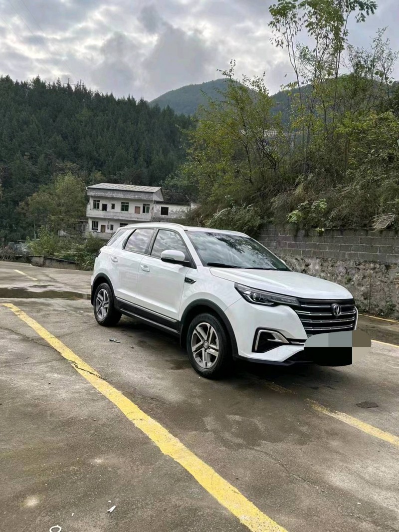 重庆20年长安汽车CS552