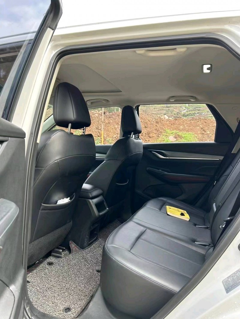 重庆20年长安汽车CS558