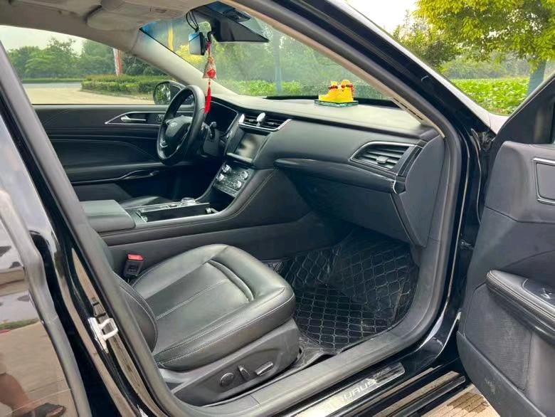 盐城16年福特金牛座9