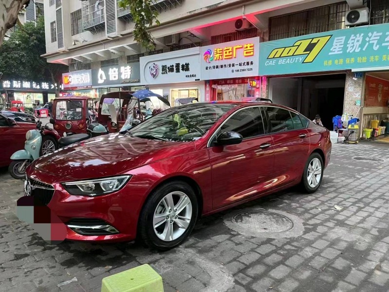 重庆18年别克君威5