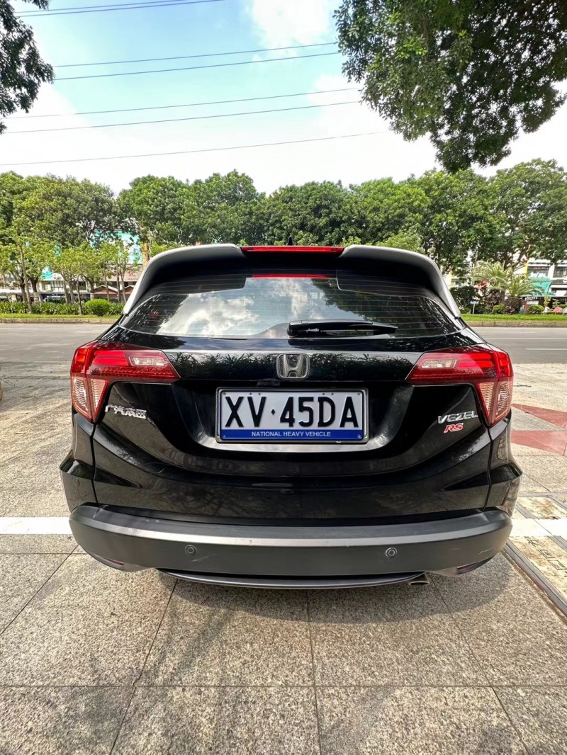 东莞15年本田缤智9