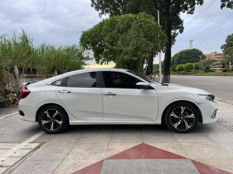 东莞20年本田思域8