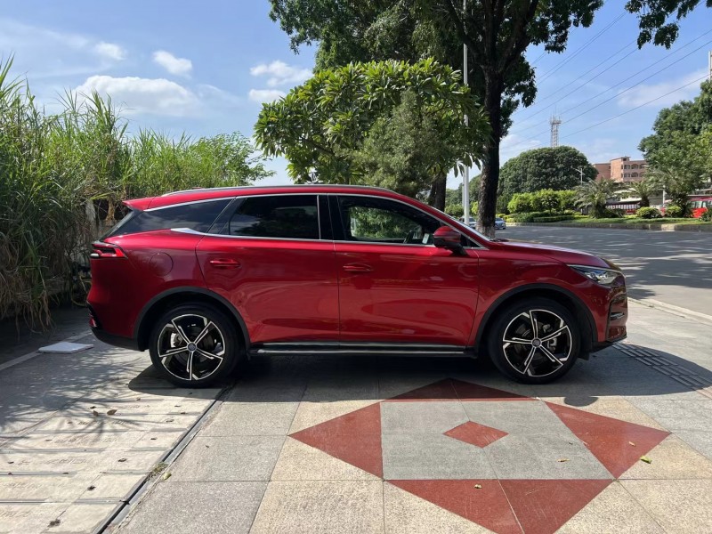 东莞22年比亚迪唐4