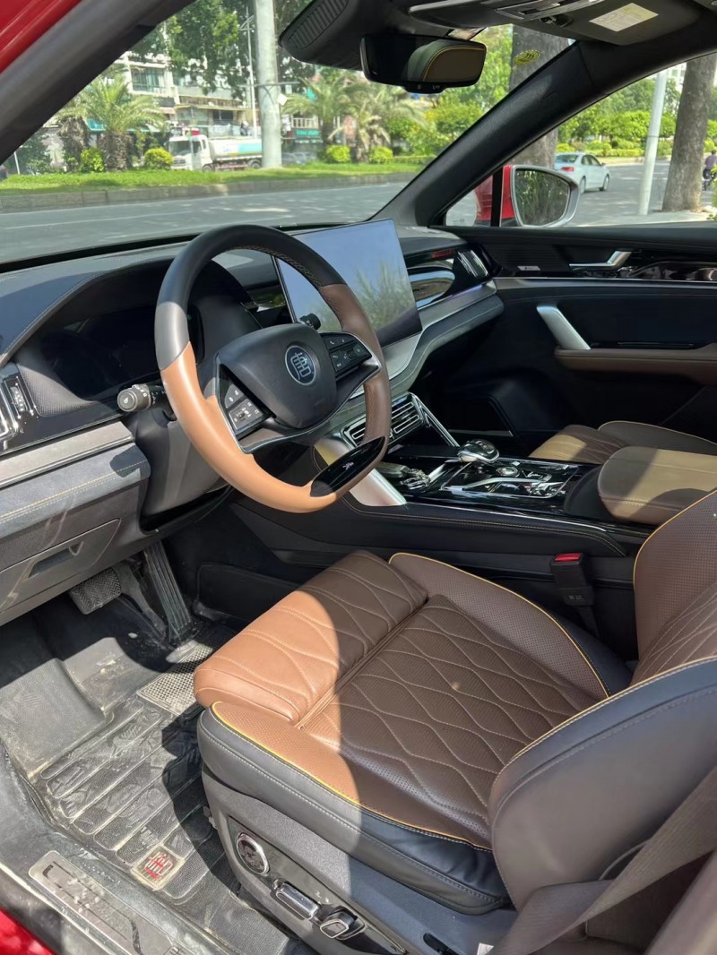 东莞22年比亚迪唐8