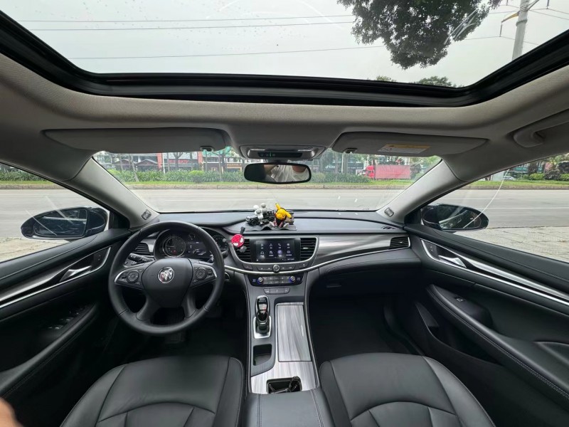 东莞21年别克君越5