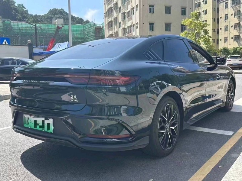 深圳22年比亚迪汉9